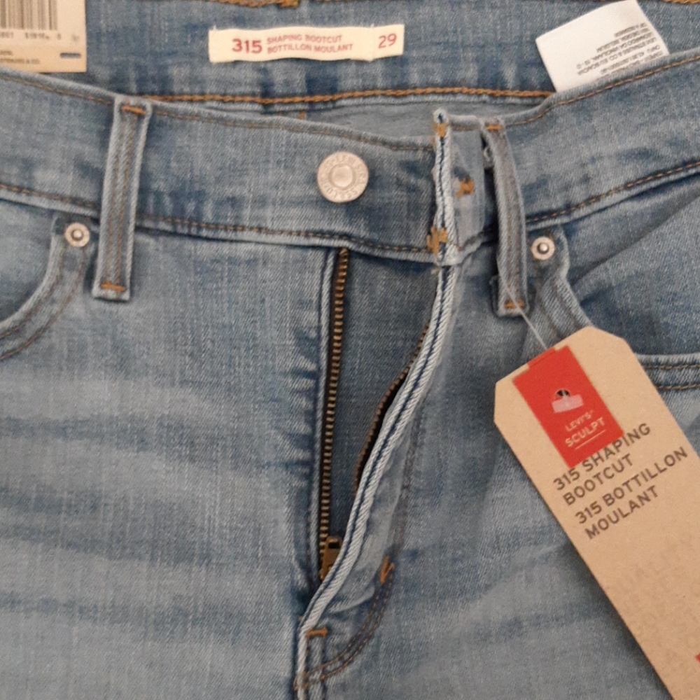 NWT Levi's Shaping Bootcut Jeans - Picture 3 of 13